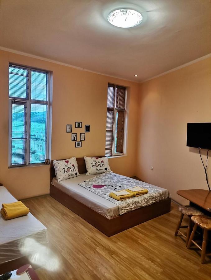 Matrona Guest House Baltsjik Eksteriør bilde